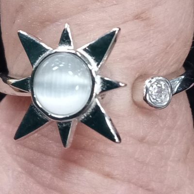 Star Spinner Ring